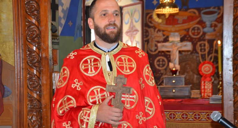 Осамнаеста подгоричка парохија (од Кривог моста десном обалом ријеке Мораче до старог пешачког моста затим улицама Васа Раичковића и Московском ,булеваром Светог Петра Цетињског и Џорџа Вашингтона улицом др Љубише Рашовића -све наведене улице са  лијеве стране -до Кривог моста иза КЦЦ